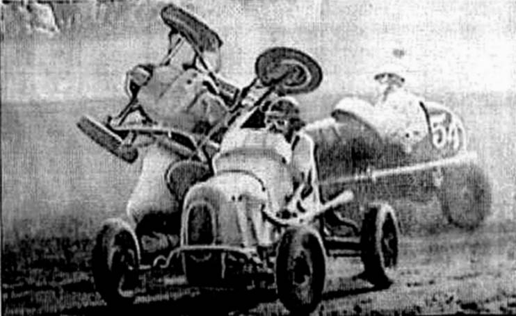 FAULKNER Walt en bonelli Stadium 1945 (www