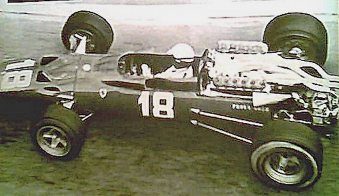 http://pilotos-muertos.com/2013/Bandini/Bandini%20Lorenzo_image006.jpg