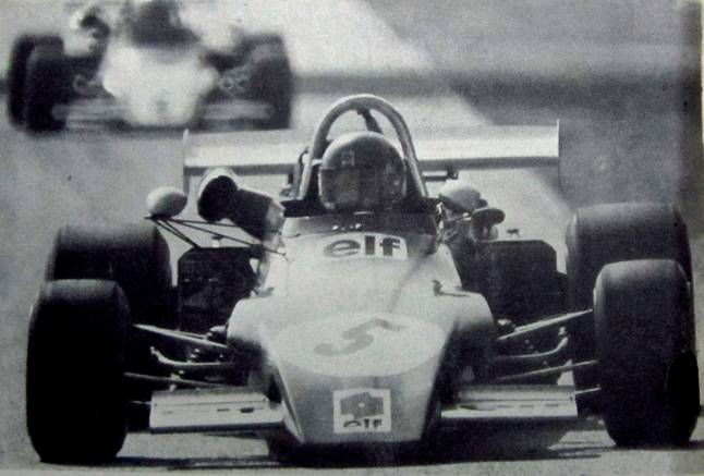 http://pilotos-muertos.com/2013/Depailler/Depailler%20Patrick_image024.jpg