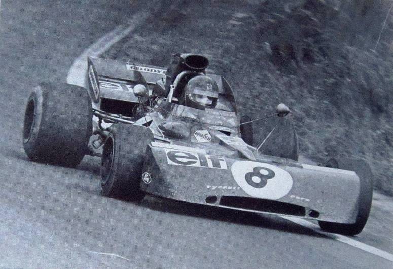 http://pilotos-muertos.com/2013/Depailler/Depailler%20Patrick_image032.jpg