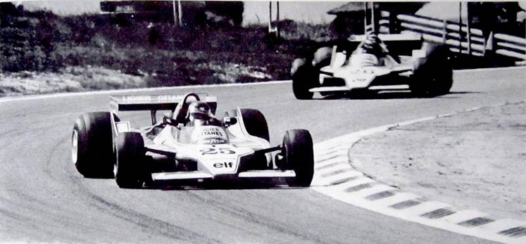 http://pilotos-muertos.com/2013/Depailler/Depailler%20Patrick_image090.jpg