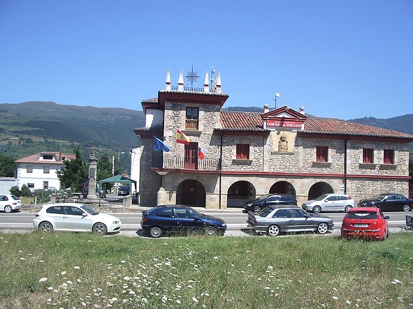 IMGP6384 Ayuntamiento de Corvera de Toranzo