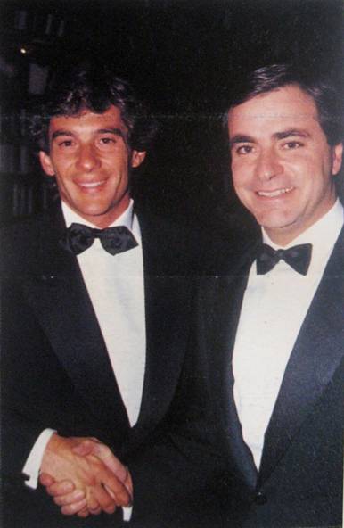 http://pilotos-muertos.com/2015/Senna/Senna%20Ayrton_image096.jpg