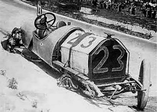 McFarland en Indy500 1912.jpg