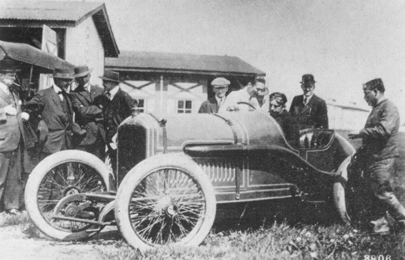 1914 indy 500 - georges boillot (peugeot) with jules goux to his right